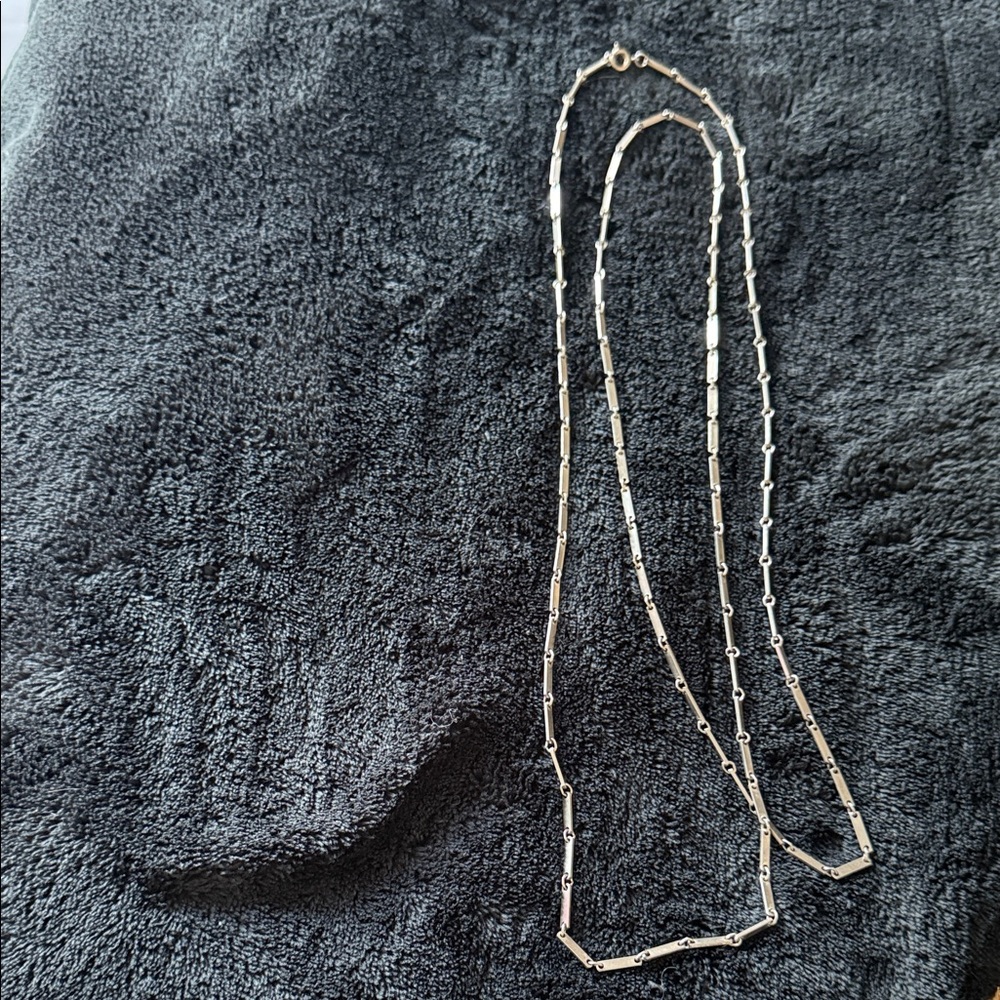 Elegant Gold Necklace